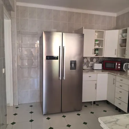 Nevada - Espacioso Con Piscina Privada Y Salita De Cine Villa