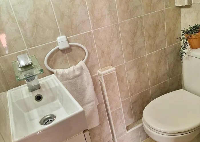 Nevada - Espacioso Con Piscina Privada 波连萨港