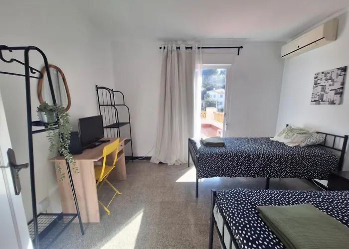 Nevada - Espacioso Con Piscina Privada * 波连萨港